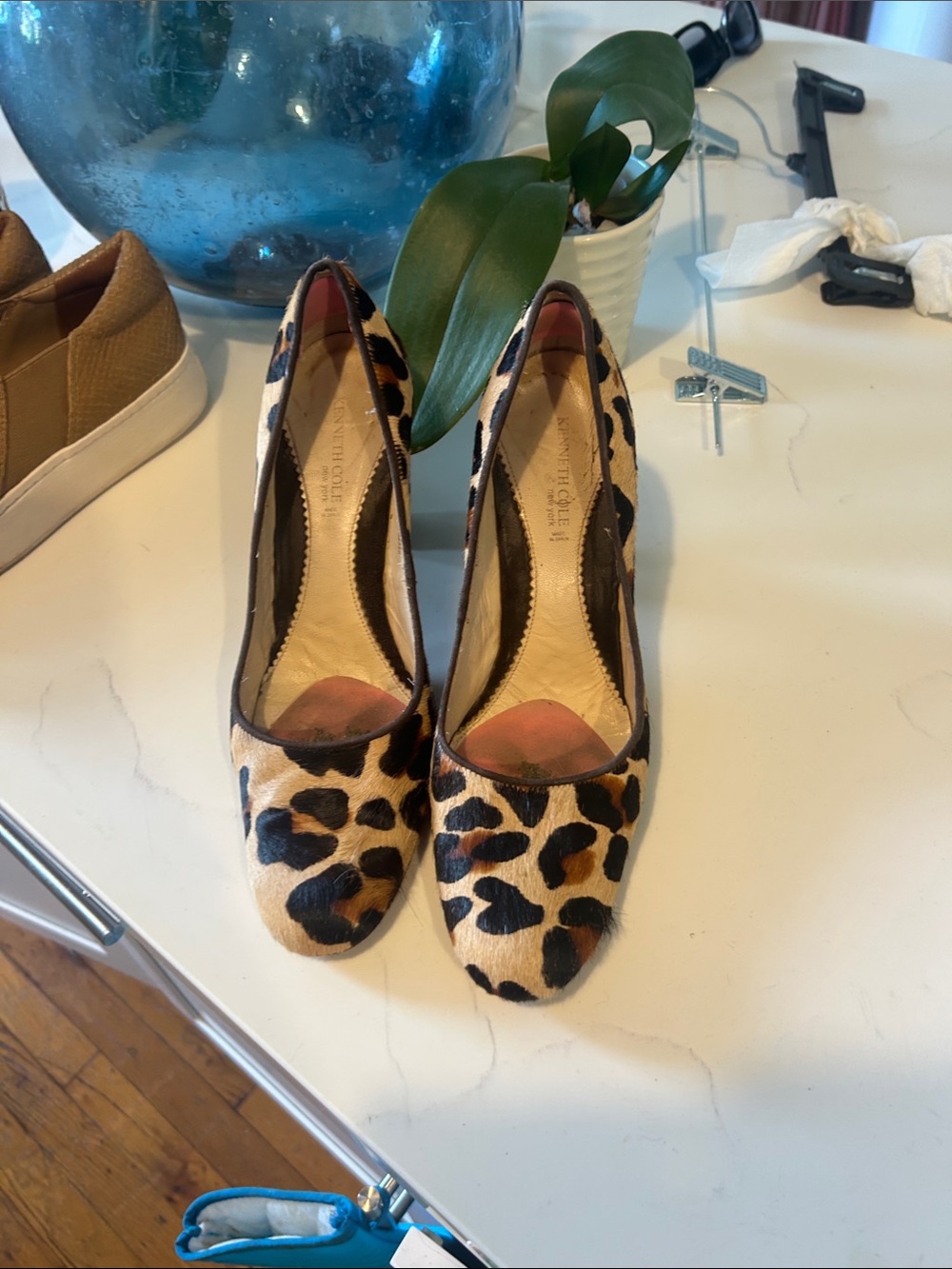 Kenneth Cole Leopard-Print Pumps in Tan and Black